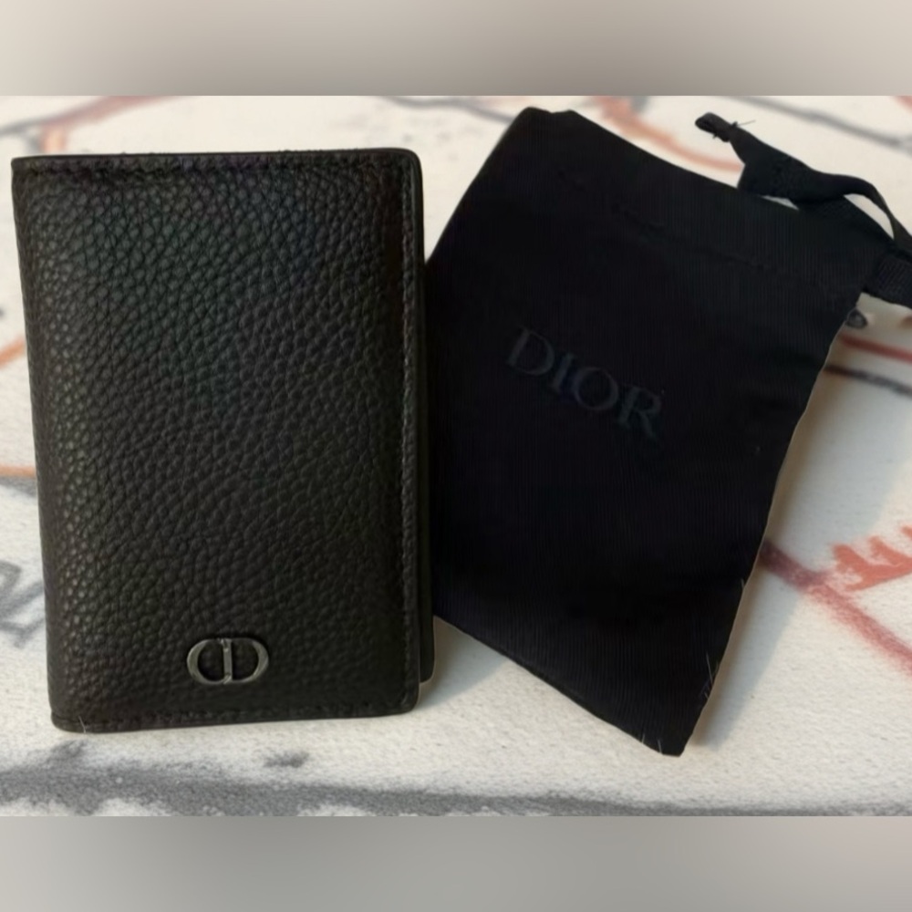 DIOR Beauty GWP Double Fold Card Holder - Picture 2 of 8